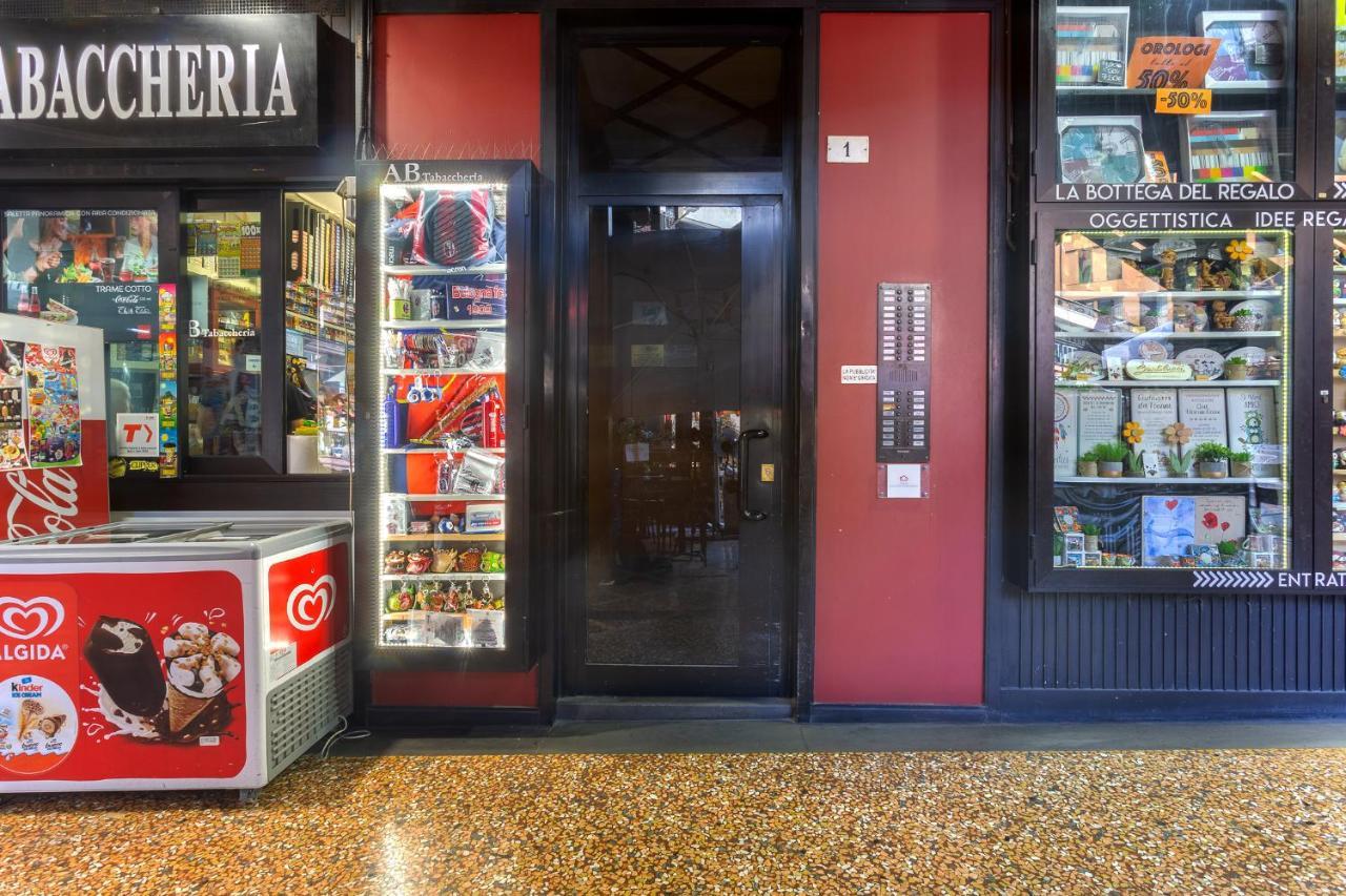 New!Apt 2 Min Walk From Bologna Central Station Apartment Exterior photo